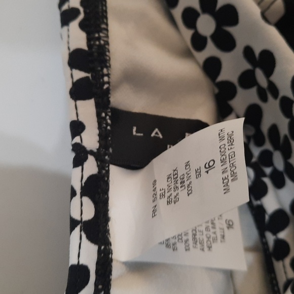 NWT LA BLANCA BLACK/WHITE FLORAL SWIM BOTTOMS SZ 16 - Picture 6 of 12